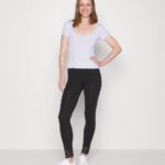 Anna Field kvinner 2-paks leggingsbukse svart/mørkeblå P266L657