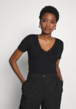 Anna Field kvinner basic t-skjorte svart P266L377