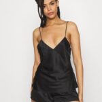 Anna Field kvinner enkelt sateng kort sett pyjamas sett svart P266L1068