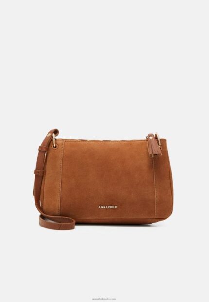 Anna Field kvinner lær over body bag cognac P266L2532