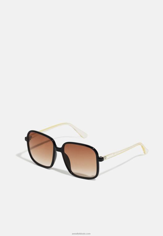 anna_field_kvinner_solbriller_sort_beige_p266l2693.jpg Anna Field kvinner solbriller sort/beige P266L2693 - Bilde 1