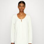 Anna Field kvinner tunika off-white P266L708