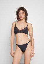 Anna Field kvinner 2 pakke trekant-bh svart/hvit P266L942